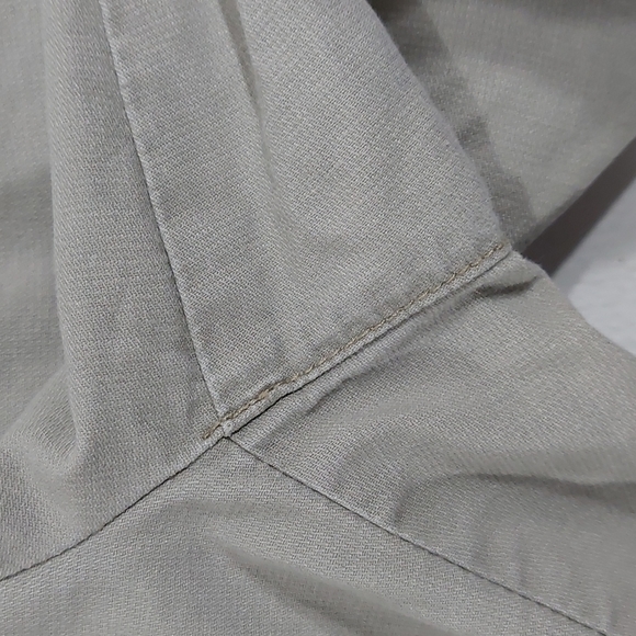 🟢 (PHIL) Calvin Klein Flat Front Cargo Shorts Size 30 - Picture 6 of 12